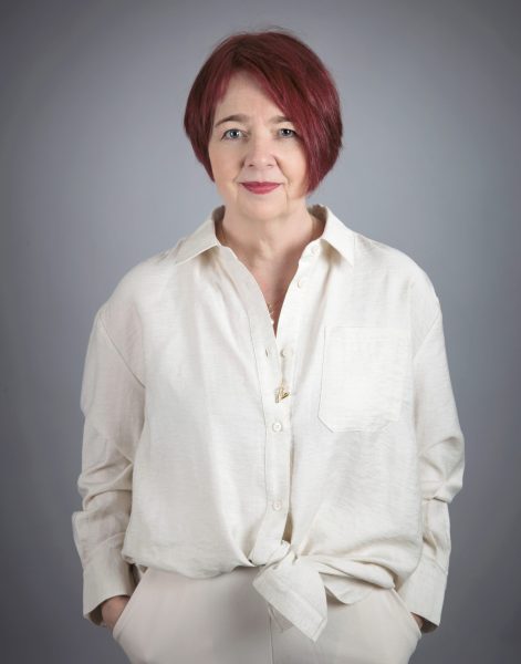 Porträtfoto von Anja Morell. Bürgermeisterkandidatin für die Bürgermeisterwahl Seesen 2026